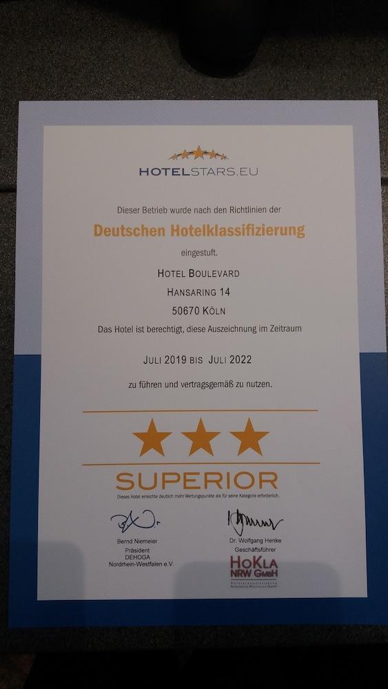 Boulevard - Superior Hotel 3*